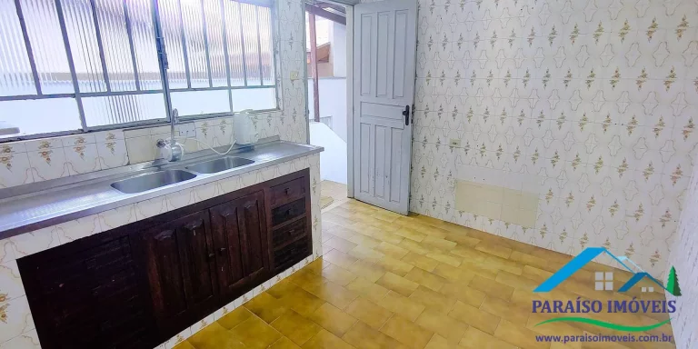 Imagem Oportunidade Única de Investimento e Moradia no Coração de Paraisópolis, MG