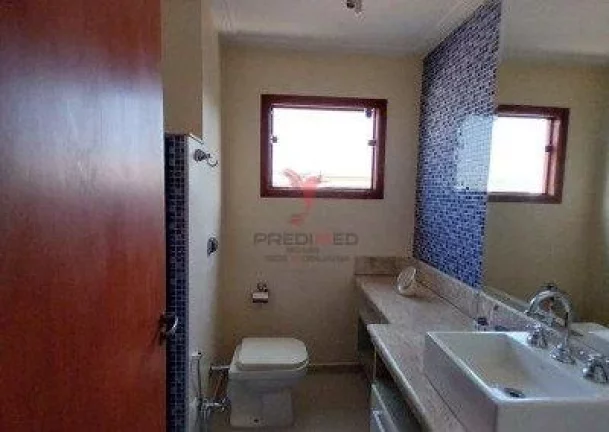 Imagem ...lt;br...gt;Casa alto padr...atilde;o no Bairro Portal das Colinas em Guaratinguet...aacute;. Esse...