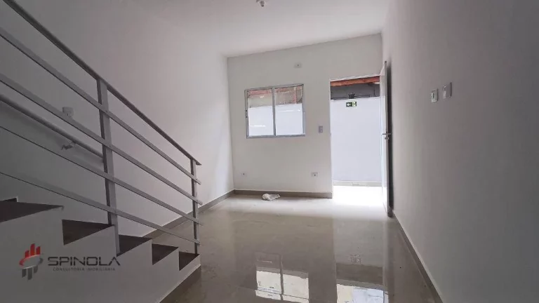 Imagem Sobrado com 2 dormitórios à venda, 62 m² por R$ 460.000,00 - tude basto - Praia Grande/SP