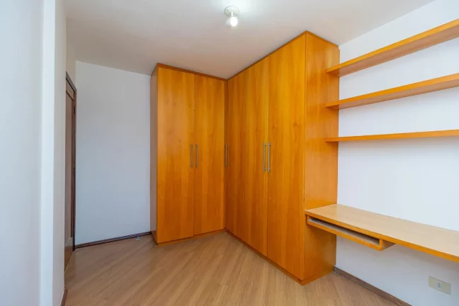 Imagem Apartamento de 3 quartos no bairro Ahú