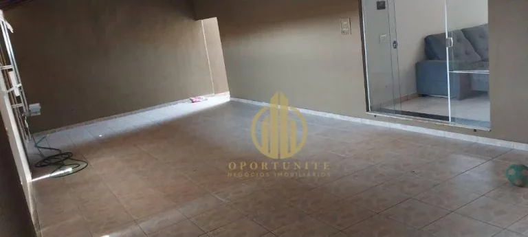 Imagem Casa com piscina em um espaço de 339 m²