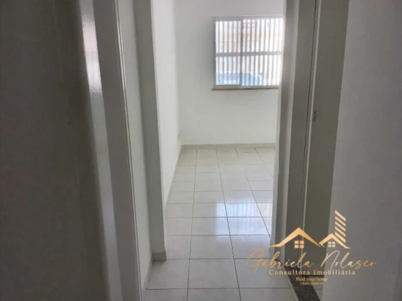 Imagem Apartamento Reformado à Venda: Charme e Conforto Próximo à Praia
