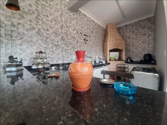 Imagem Casa para Venda em Limeira, Jardim Planalto, 2 dormitórios, 1 suíte, 2 banheiros, 5 vagas