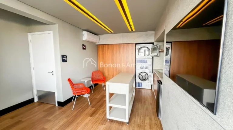 Imagem Apartamento de 1 quarto, localizado no último andar em um edifício moderno com estrutura residenci...