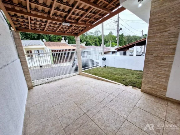 Imagem Casa de 03 Dormitórios para Locação no Bairro Gralha Azul em Fazenda Rio Grande