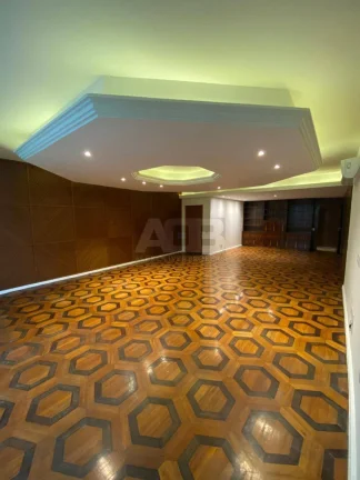 Imagem Apartamento no Leblon, 4 Quartos, 219m2, 1vaga, Quadra da Praia