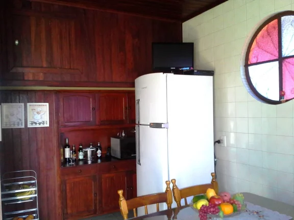 Imagem VENDO ESTA LINDA CASA EM NOVA FRIBURGO. BAIRRO: CHÁCARA DO PARAÍSO