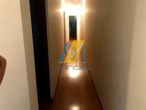 Imagem Casa incrível à venda: 4 dormitórios, 3 vagas e espaço gourmet completo