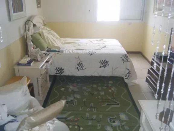 Imagem Praia de Pitangueiras - Frente Total ao Mar - 181 m² úteis - 2 vagas - Belíssimo apartamento totalmente reformado e decorado !!!