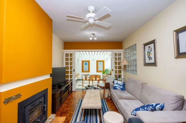 Imagem Casa para Venda em Curitiba, Jardim Social, 4 dormitórios, 1 suíte, 4 banheiros, 4 vagas
