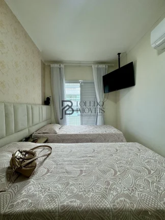 Imagem Apartamento com 2 Dormitórios com 1 Suíte no bairro Guilhermina - Praia Grande