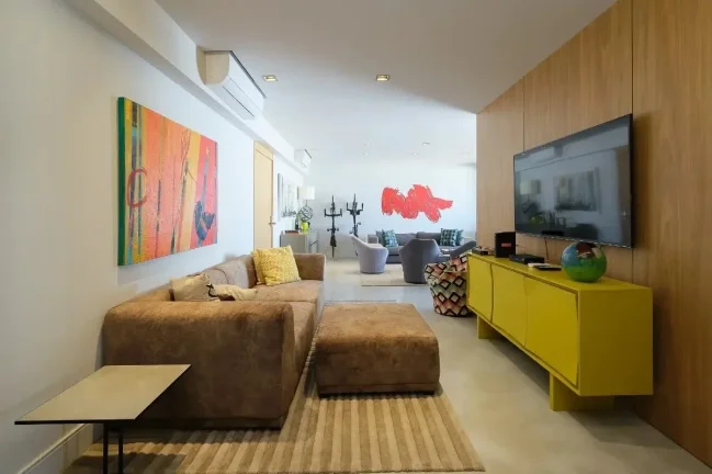 Imagem Apartamento 175M², 3Q, 3 Suítes, 4 Banheiros, 2 Vagas, Varanda, Academia, Piscina, Churrasqueira, Coworking, Deck Molhado, Brinquedoteca, Playground.