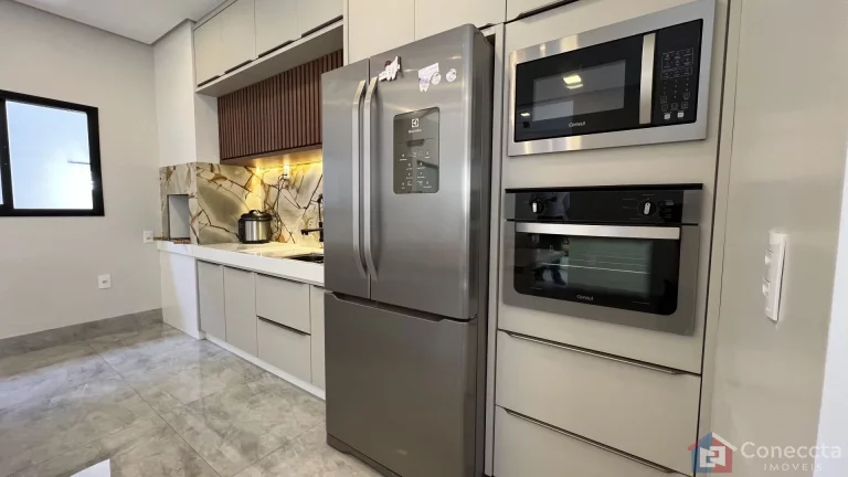 Imagem Casa à Venda no Bairro Eldorado – Alto Padrão, 3 Quartos e Espaços Integrados
