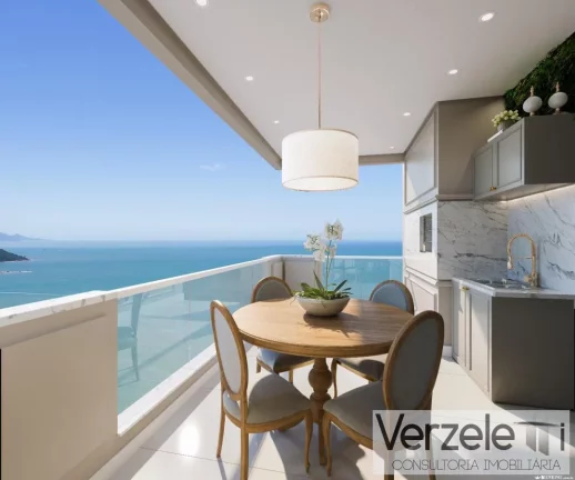 Imagem Apartamento 4 ou + dormitórios para Venda em Balneário Camboriú / SC no bairro Centro