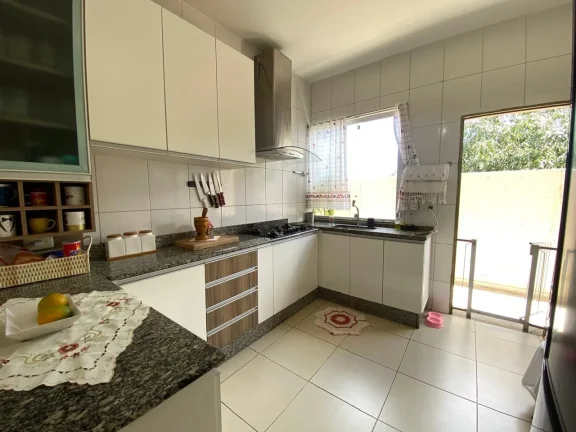Imagem Casa com 3 dormitórios à venda, 110 m² por R$ 420.000 - Visão - Lagoa Santa/MG