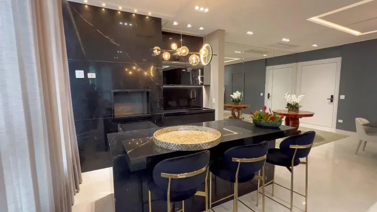 Foto do imóvel: Apartamento para Venda em Maringá / PR no bairro Centro