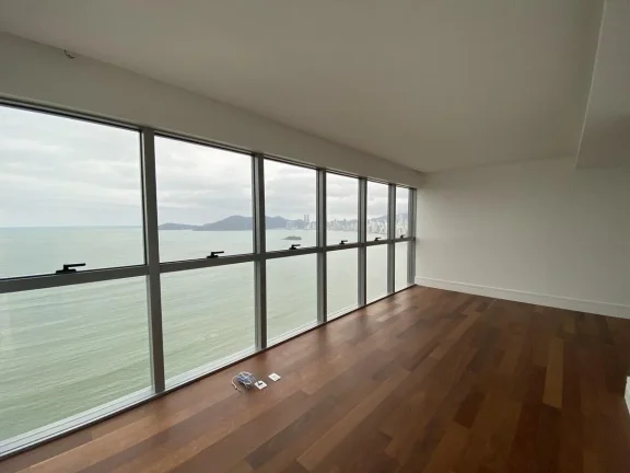 Imagem Frente ao Mar para Venda em Balneário Camboriú / SC no bairro Centro