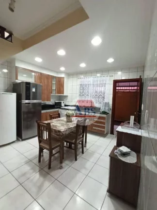 Imagem Lindo Sobrado com 2 dormitórios à venda, 117 m² por R$ 550.000 - Jardim Casqueiro - Cubatão/SP