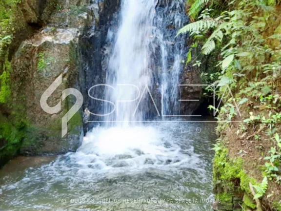 Imagem Fazenda cinematográfica com 120 alqueires à venda em Sapucaí Mirim em Minas Gerais