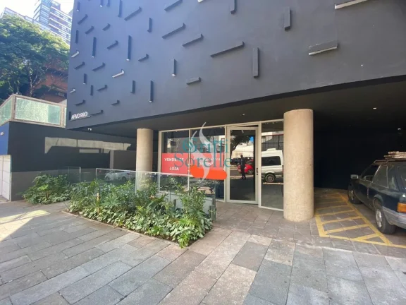 Imagem Loja/Ponto Comercial à venda em Pinheiros - São Paulo/SP.