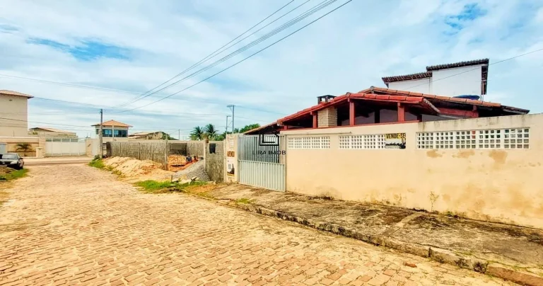 Imagem OPORTUNIDADE Casa de Praia com primeiro andar na Enseada de Búzios