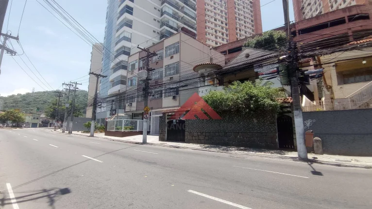 Imagem Casa com 4 quartos à venda, 120 m² por R$ 3.000.000 - Icaraí - Niterói/RJ