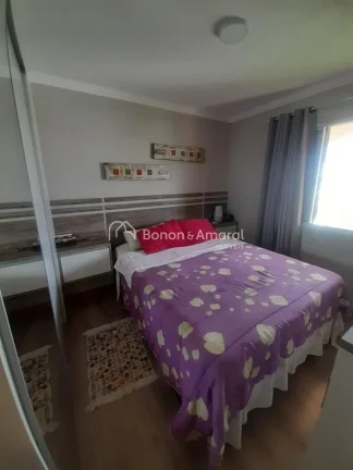 Imagem Este apartamento totalmente reformado combina requinte, conforto e praticidade em cada detalhe. Com ...