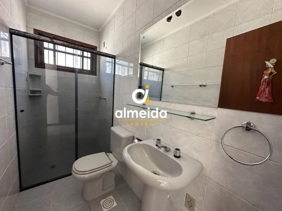 Imagem CASA EXCELENTE EM BAIRRO NOBRE