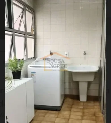 Imagem Apartamento com 98 m² de área útil, distribuído em 3 dormitórios com armários, sendo 1 suíte,...