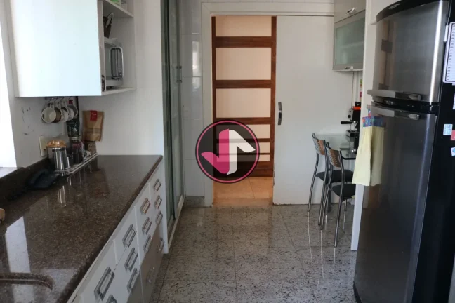Imagem Descubra o conforto e a sofisticação neste incrível apartamento de 4 dormitórios à venda no Edi...