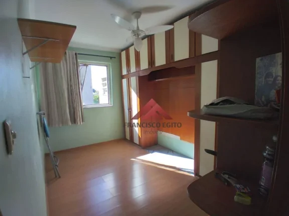 Imagem Apartamento com 2 dormitórios à venda, 60 m² por R$ 250.000,00 - Porto Novo - São Gonçalo/RJ