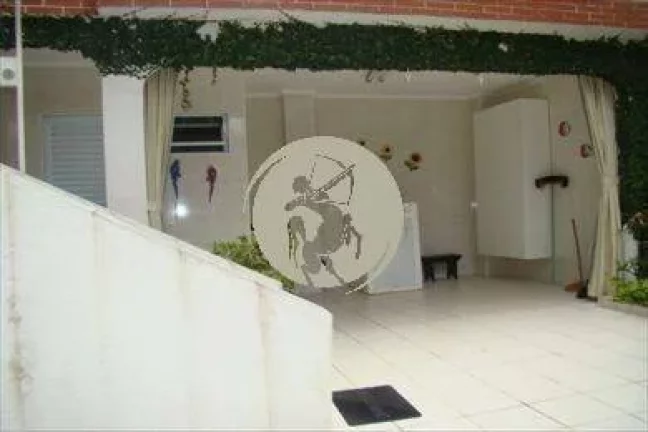 Imagem Sobrado a venda no bairro do Boqueirão em Santos