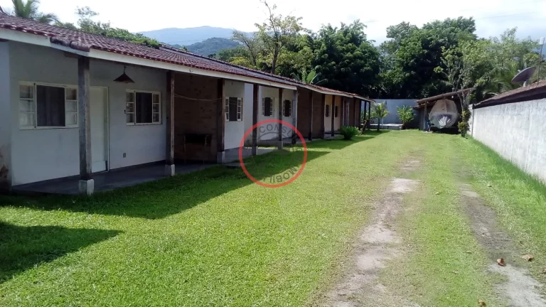 Imagem RESIDENCIAL COM 8 CASAS EM CAMBURY