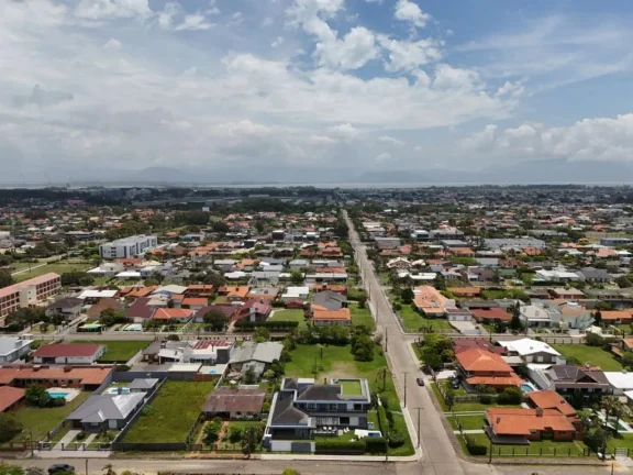 Imagem Casa 5 Dormitórios - Bairro Atlantida