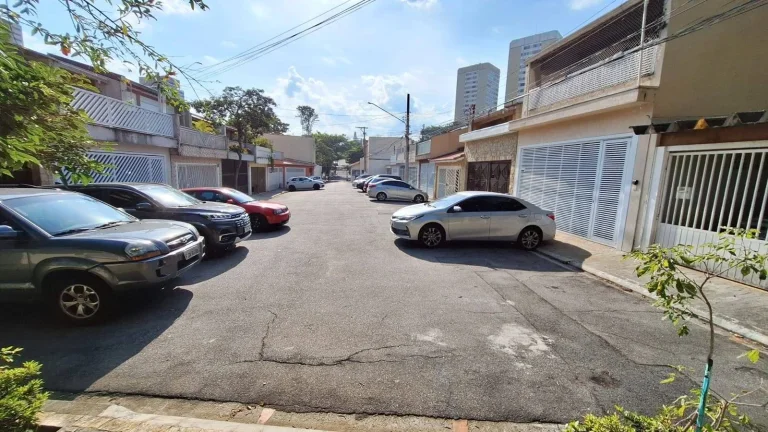 Imagem Sobrado em Condomínio Fechado – Jardim Independência