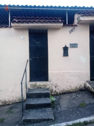 Imagem CASA de 2 quartos com VAGA DE GARAGEM para alugar na Vila Paula em Duque de Caxias/RJ