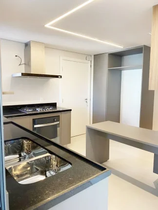Imagem Apartamento 192M², 3Q, 3 Suítes, 4 Banheiros, 4 Vagas, 1 Lavabo, Varanda Gourmet, Academia, Piscina Adulto e Infantil, Churrasqueira, Quadra Gramada.