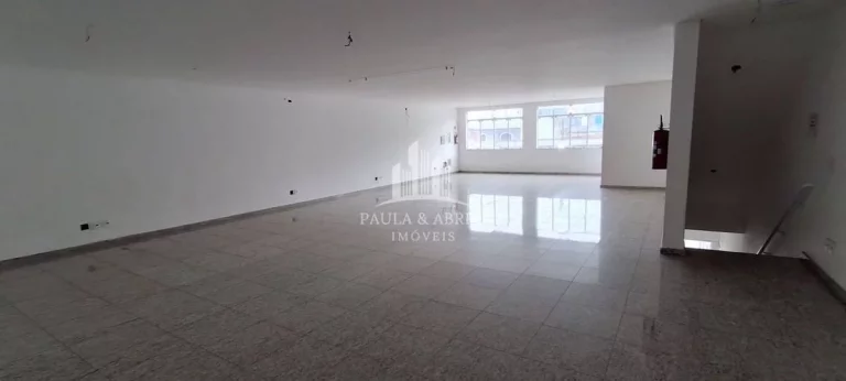 Imagem Aluga-se 2 Sobrelojas, Elevador, 200m² cada, 2 Banheiros, Fino Acabamento, no Jardim Itapeva, Mauá-SP