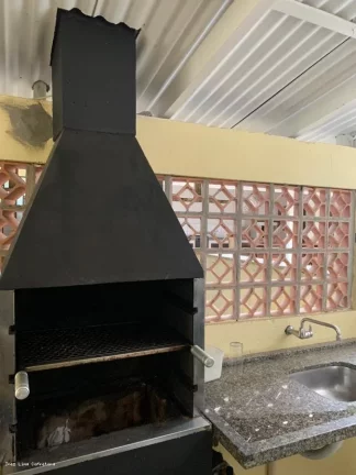 Imagem Casa para Temporada em Itapema, meia praia, 3 dormitórios, 2 banheiros, 3 vagas