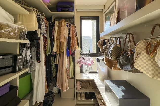 Imagem Vendo Apartamento com decoração de luxo na Graça: 108m², nascente, vista mar, porteira fechada, 2 s