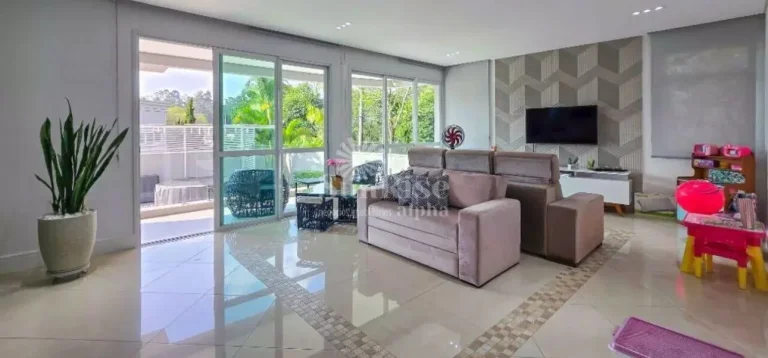 Imagem Casa à Venda de Esquina em Alphaville | 550m² - 4 suítes | R$5.500.000 - Alpha Conde (próx. Padaria Quinta do Marquês)