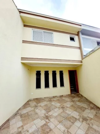 Imagem Sobrado com 2 dormitórios para alugar, 60 m² por R$ 3.135/mês - Utinga - Santo André/SP