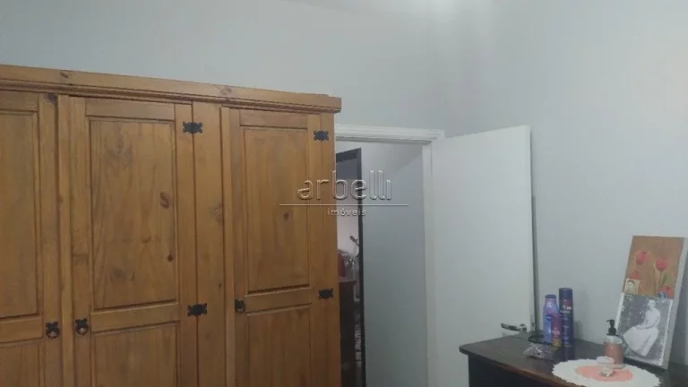 Imagem Explore este encantador sobrado em estilo colonial localizado no Butantã, com fácil acesso ao Metr...