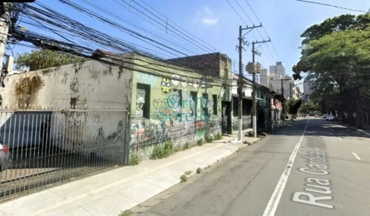 Imagem Galpão à Venda em Pinheiros - São Paulo/SP.