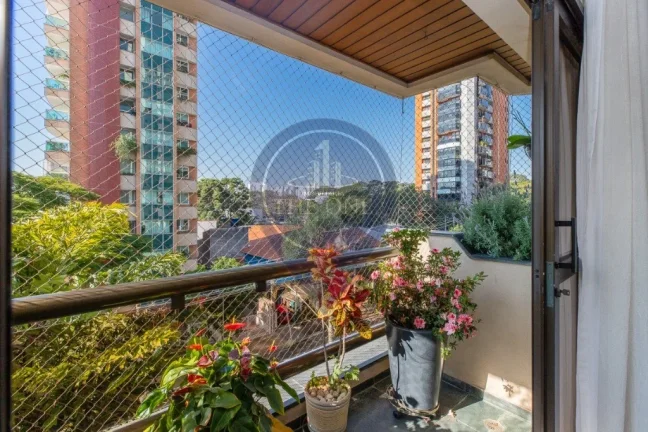 Imagem Apartamento de luxo à venda em Indianópolis, São Paulo-SP: 4 quartos, 3 suítes, 2 salas, 5 banheiros, 3 vagas, 200m².