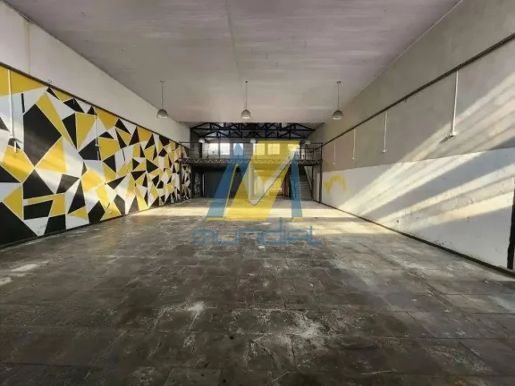 Imagem Galpão para Locação com 378 m², Pé-Direito de 6 Metros