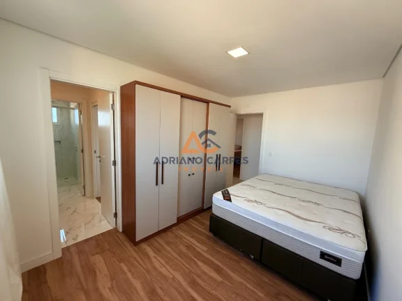 Imagem ALUGUEL ANUAL - Apartamento 03 quartos, alto padrão na Praia de Gravatá em Navegantes. Adriano Carpes Imóveis Aluga