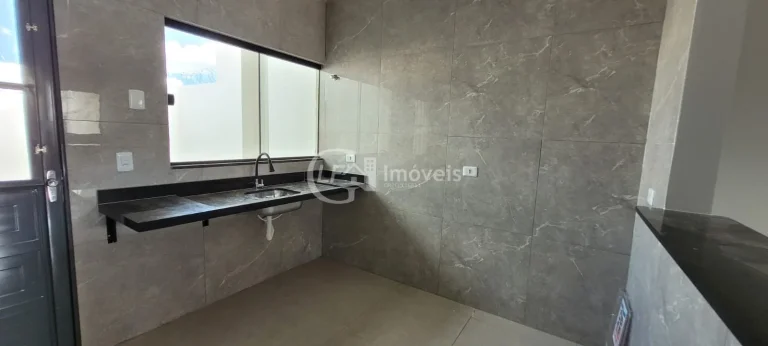 Imagem Imperdível oportunidade: Casa à venda em Campo Grande-MS, bairro São Francisco, 3 quartos, 1 suíte, 1 vaga de garagem!