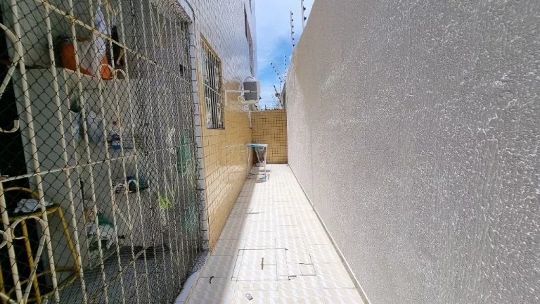 Imagem Apartamento com 2 dormitórios à venda, 64 m² por R$ 275.000,00 - Jardim 13 de Maio - João Pessoa/PB