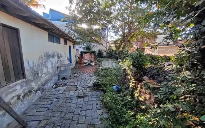 Imagem Casa a venda pra reforma com 750 metros quadrados - Ogiva - Cabo Frio